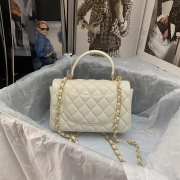 Chanel Flap Bag with Top Handle White 20cm - 2