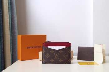 Louis Vuitton Monogram Card Holder 01