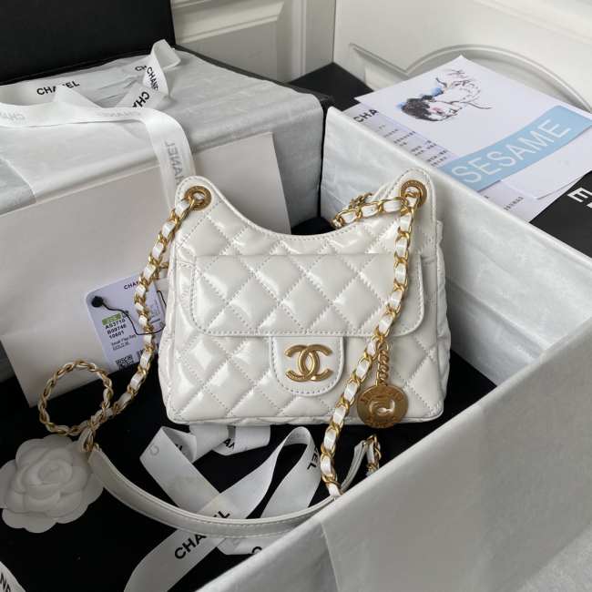 Chanel Small Hobo Bag White - 1