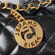 Chanel Small Hobo Bag Black - 4