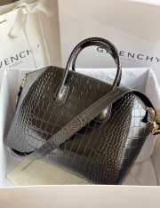 Givenchy Antigona Handbag Crocodile leather 33cm - 5