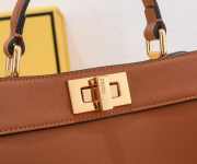 Fendi Peekaboo Iseeu Small Bag 27cm - 5