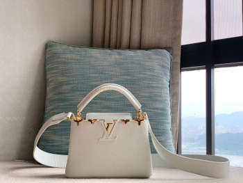 Louis Vuitton Capucines Mini Bag M56669 in White