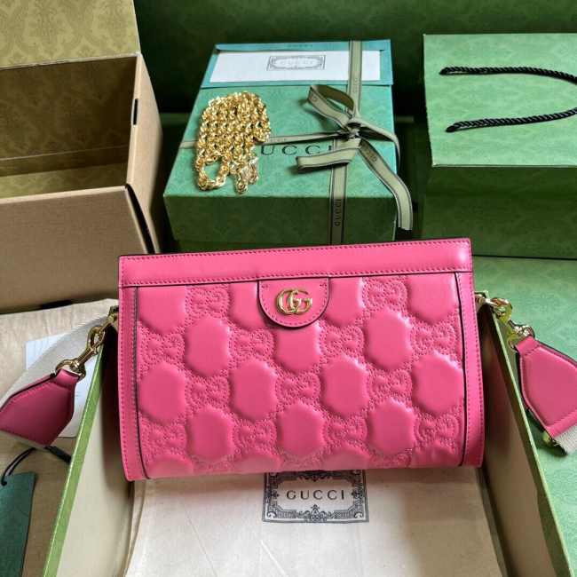 Gucci GG Matelassé Bag in Pink 26cm - 1