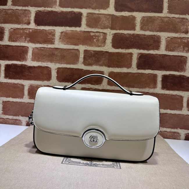 Gucci Petite GG Small Shoulder Bag 27cm - 1