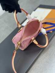 Louis Vuitton Nano speedy Bag in Pink  - 6