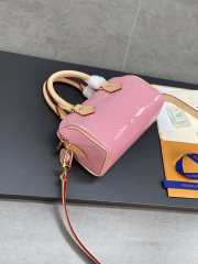 Louis Vuitton Nano speedy Bag in Pink  - 2