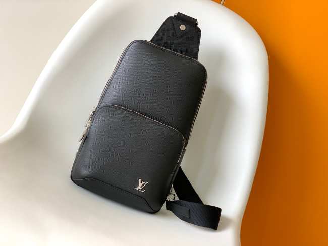 Louis Vuitton Avenue Sling bag  - 1