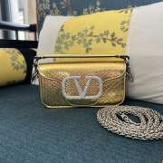 Valentino Garavani Small Shoulder Bags 20cm - 3