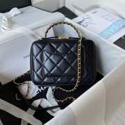 Chanel Vanity Case Black AS3899 19CM - 3