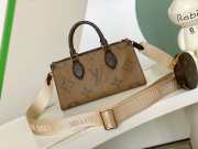 Louis Vuitton Onthego East West Handbag 25cm - 3