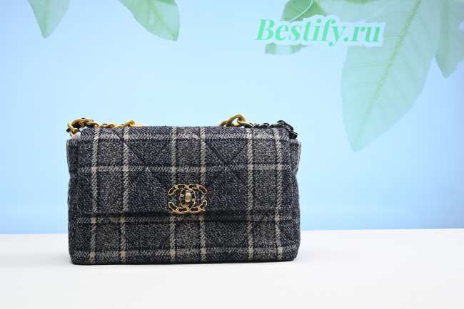 Chanel 19 Tweed Quilted Bag - 1