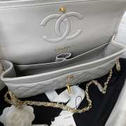 Chanel Medium Caviar Flap Bag in Grey - 2