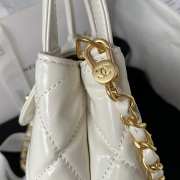 Chanel Handbag AS3970 19cm 03 - 5