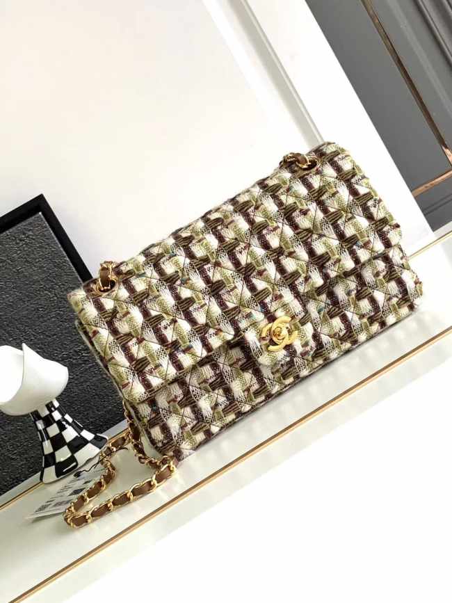 Chanel Flap Bag 20cm & 25cm 02 - 1