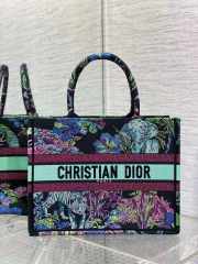 Dior Book Medium Tote Bag 06 - 1