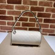 Gucci Blondie Small Shoulder Bag in Black & White - 5