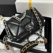 Chanel 19 Wallet On Chain in Black AP0957 - 5