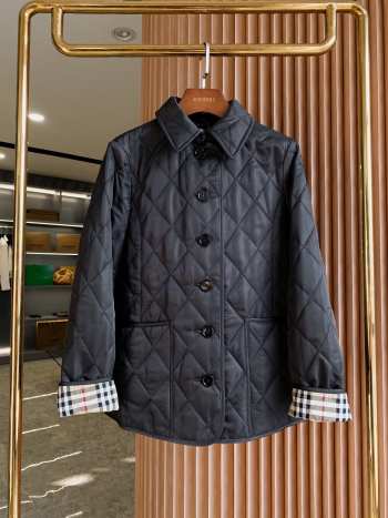 Burberry Women BBR Black Diamond Quilted Thermoregulated Jacket