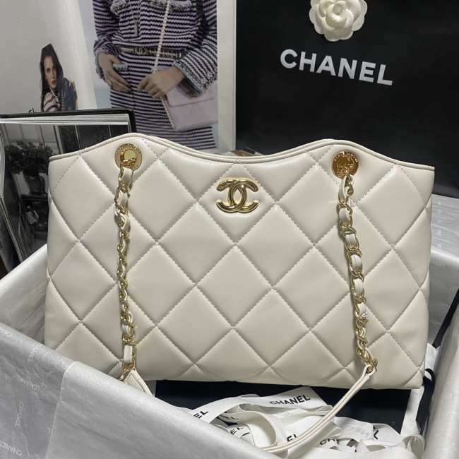 Chanel Shopping Tote Bag in White 33CM - 1