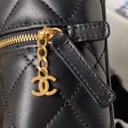 Chanel 23 Shoulder Bag AS4201 21CM - 4