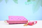 Louis Vuitton PM Pochette Coussin Pink and Blue  - 4