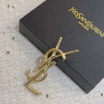 YSL Brooch 001