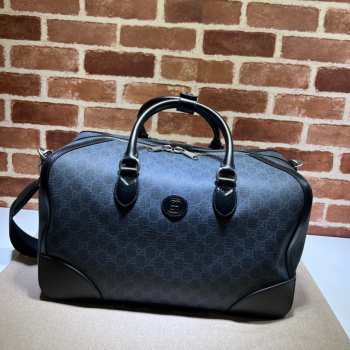 Gucci Large Duffle Bag with Interlocking G in black 