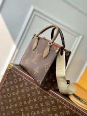 Louis Vuitton Onthego Bag PM M45039  - 6