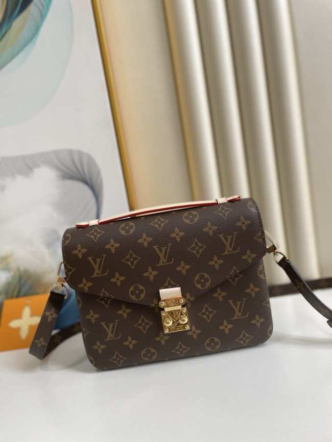 Louis Vuitton POCHETTE METIS Bag M40780 Monogram - 1