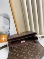 Louis Vuitton POCHETTE METIS Bag M40780 Monogram - 5