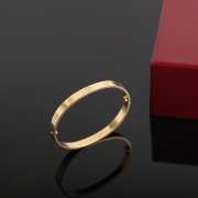 Cartier bracelet Gold 001 - 3