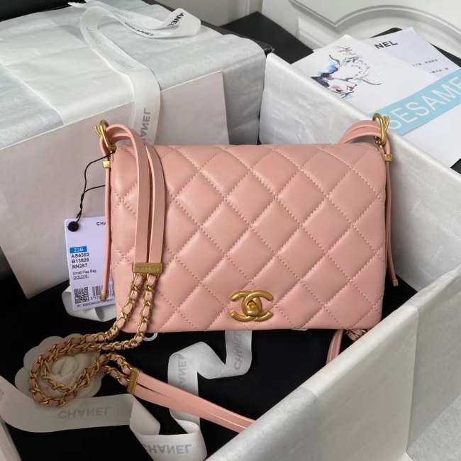 Chanel Messenger Bag in Pink AS4353 - 1