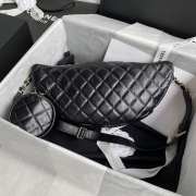 Chanel Waist Bumbag in Black 34CM - 6