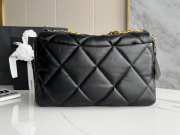 Chanel 19 Maxi Bag Black 36CM - 5