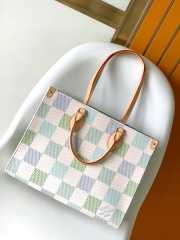 Louis Vuitton Onthego Bag MM N40518 - 4