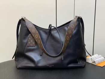 Louis Vuitton Carryall MM Bag 39CM M25143