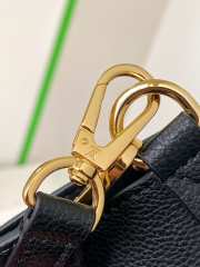 Louis Vuitton Lock & Walk Black Shoulder Bag 20CM M24006 - 6