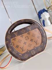 Louis Vuitton Around Me PM Bag 22.5CM M47117 - 4