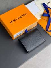 Details Louis Vuitton Enveloppe Carte de visite M64136 - 4