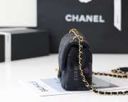 Chanel 22p Flap Bag in Black 23CM - 5