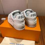 Louis Vuitton Sneaker 012 - 4