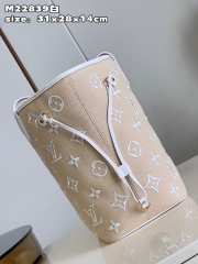 Louis Vuitton Neverfull MM M22839 32CM - 3