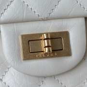 Chanel Reissue Flap Bag White 20CM - 2