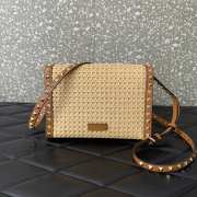 Valentino Garavani Raffia Rockstud Small Bag 22.5CM - 6