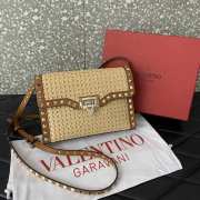 Valentino Garavani Raffia Rockstud Small Bag 22.5CM - 3