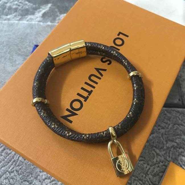 Louis Vuitton Bracelet 002 - 1