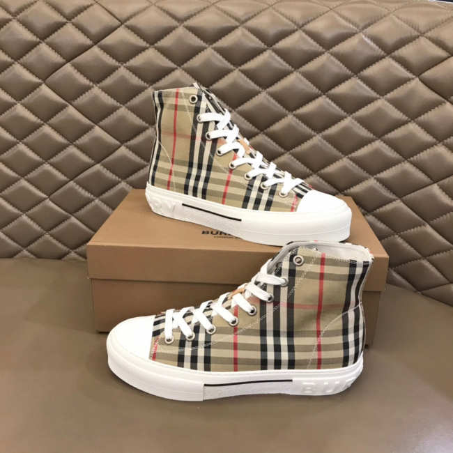 Burberry Shoes 02 - 1