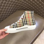 Burberry Shoes 02 - 4