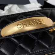 Chanel Vanity Case 17cm 02 - 2